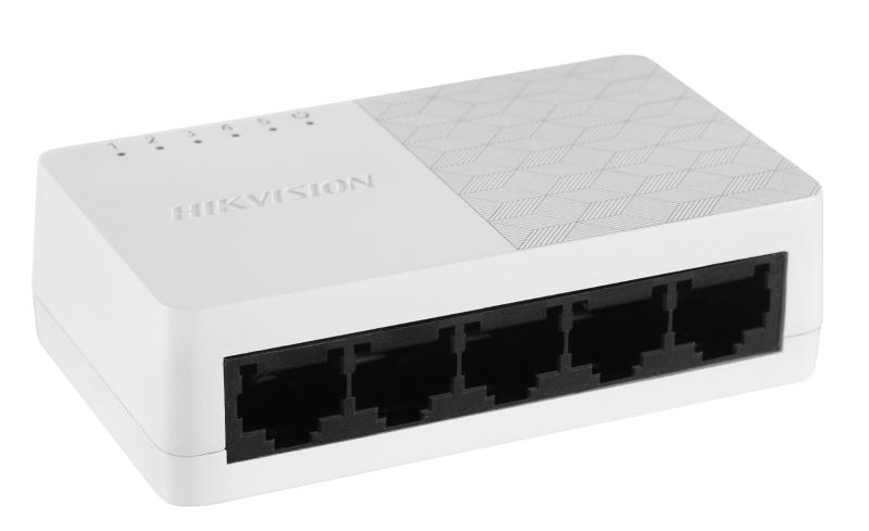 L2, Unmanaged, 5 Gigabit RJ45 ports, desktop plastic switch