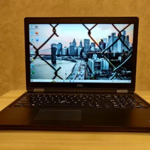 Dell 5590 Ci7 8th 8gb ram 256gb Nvme  2gb graphics card dedicated Nvidia quadro  Cam wifi  Charger  15.6inch screen  Numpad 